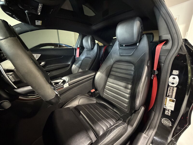 2017 Mercedes-Benz AMG C 43 - Photo 19 - Grand Rapids, MI 49512