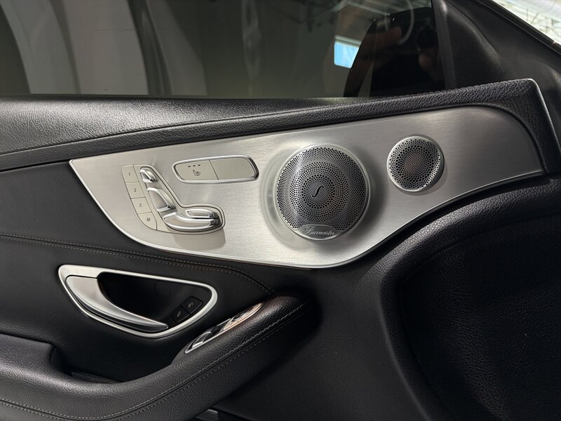2017 Mercedes-Benz AMG C 43 - Photo 18 - Grand Rapids, MI 49512