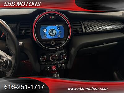 2019 MINI Cooper 3-door S   - Photo 8 - Grand Rapids, MI 49512