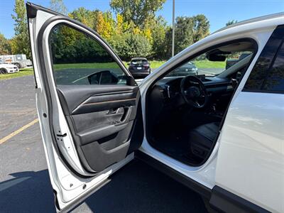 2023 Mazda CX-50 2.5 S Premium Plus - Photo 19 - Grand Rapids, MI 49512