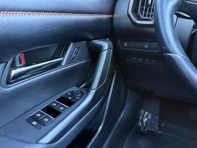2023 Mazda CX-50 2.5 S Premium Plus - Photo 21 - Grand Rapids, MI 49512