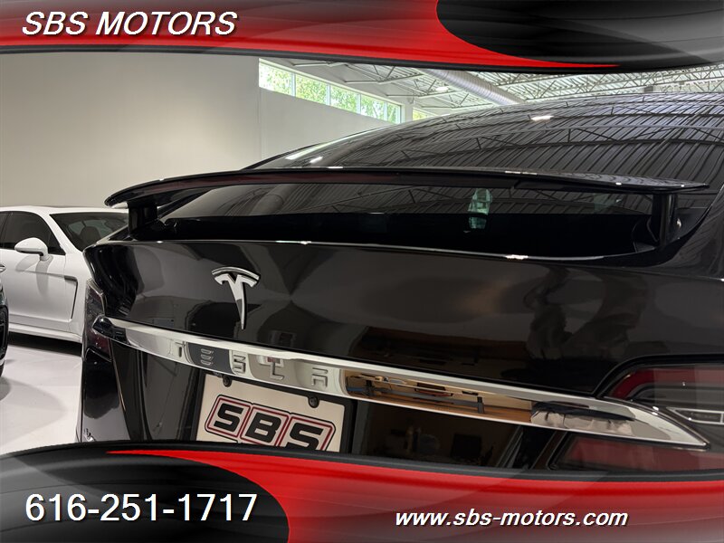 2017 Tesla Model X 100D - Photo 16 - Grand Rapids, MI 49512