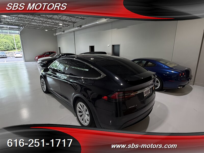 2017 Tesla Model X 100D - Photo 12 - Grand Rapids, MI 49512