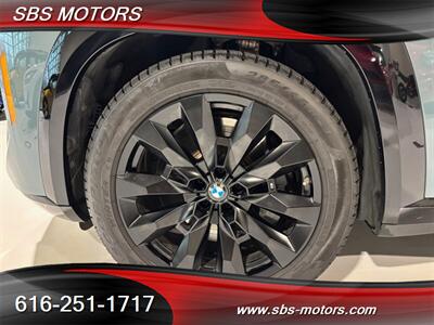 2023 BMW XM Premium  XIIM - Photo 23 - Grand Rapids, MI 49512