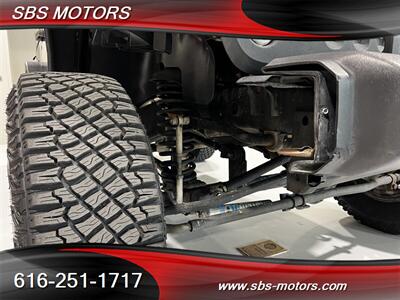 2015 Jeep Wrangler Rubicon   - Photo 16 - Grand Rapids, MI 49512
