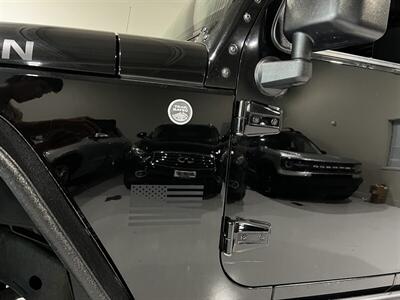 2015 Jeep Wrangler Rubicon   - Photo 6 - Grand Rapids, MI 49512