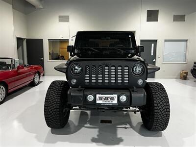 2015 Jeep Wrangler Rubicon   - Photo 2 - Grand Rapids, MI 49512