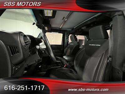 2015 Jeep Wrangler Rubicon   - Photo 10 - Grand Rapids, MI 49512