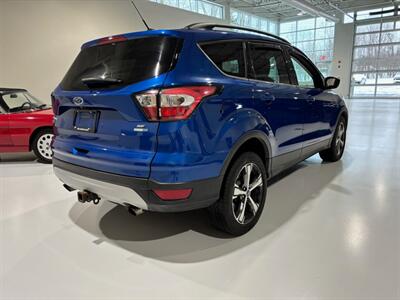 2017 Ford Escape SE   - Photo 3 - Grand Rapids, MI 49512