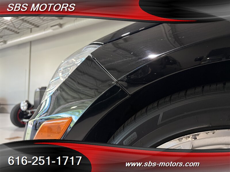 2013 Mercedes-Benz E 350 Luxury 4MATIC - Photo 9 - Grand Rapids, MI 49512