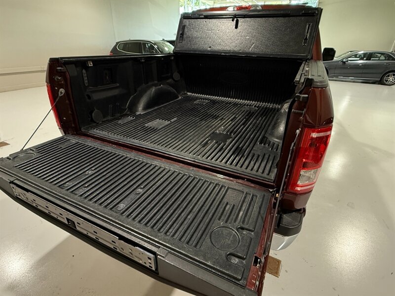 2016 Ford F-150 XLT - Photo 14 - Grand Rapids, MI 49512