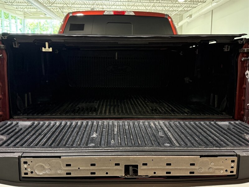 2016 Ford F-150 XLT - Photo 15 - Grand Rapids, MI 49512