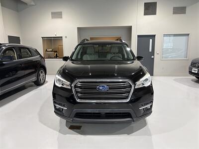 2019 Subaru Ascent Limited - Photo 2 - Grand Rapids, MI 49512