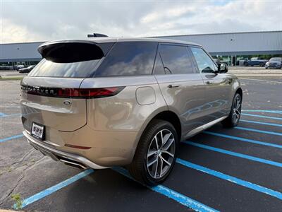 2023 Land Rover Range Rover Sport P400 Dynamic SE - Photo 14 - Grand Rapids, MI 49512