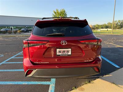 2021 Toyota Highlander XLE - Photo 14 - Grand Rapids, MI 49512