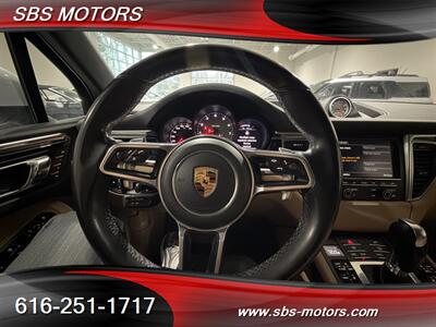 2016 Porsche Macan S   - Photo 12 - Grand Rapids, MI 49512