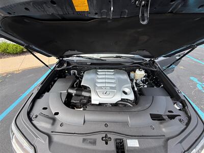 2018 Lexus LX 570 Three-Row - Photo 56 - Grand Rapids, MI 49512