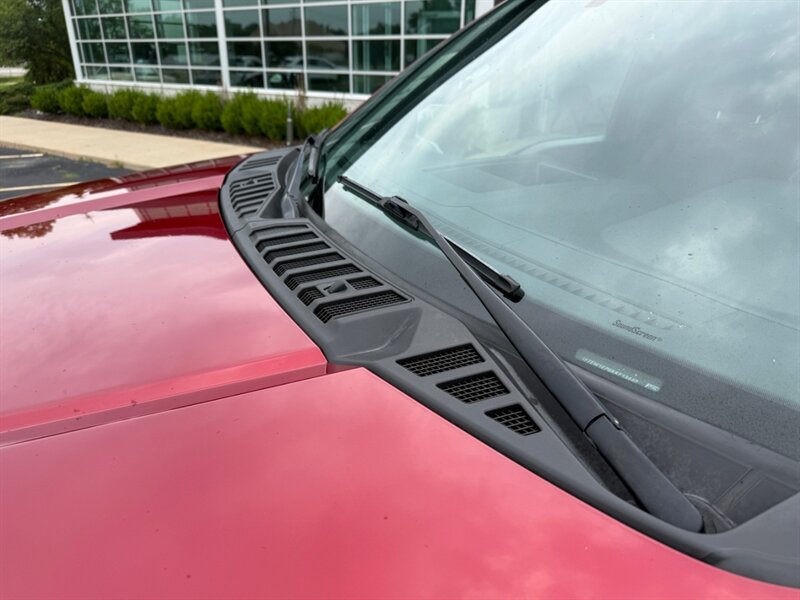 2019 Ford F-150 XLT - Photo 10 - Grand Rapids, MI 49512