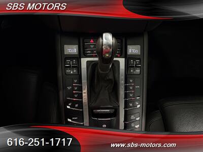 2016 Porsche Macan S   - Photo 10 - Grand Rapids, MI 49512