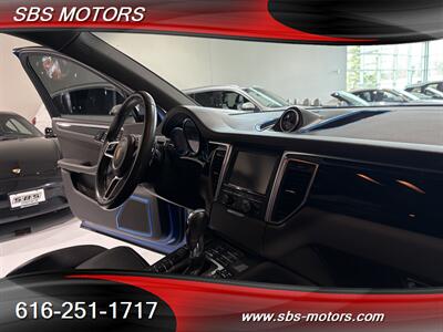 2016 Porsche Macan S   - Photo 11 - Grand Rapids, MI 49512