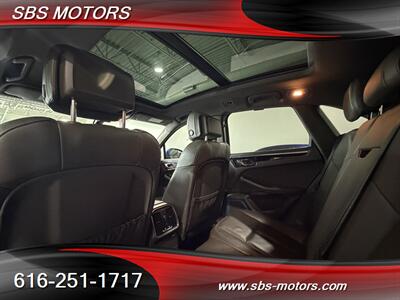 2016 Porsche Macan S   - Photo 12 - Grand Rapids, MI 49512
