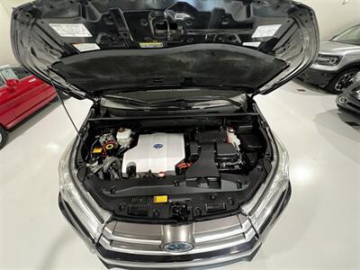 2017 Toyota Highlander Hybrid XLE   - Photo 17 - Grand Rapids, MI 49512