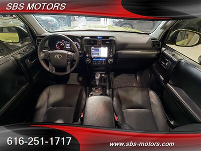 2022 Toyota 4Runner TRD Pro - Photo 13 - Grand Rapids, MI 49512