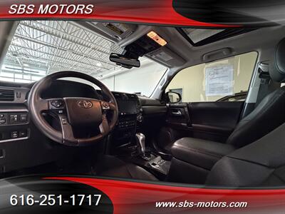 2022 Toyota 4Runner TRD Pro - Photo 8 - Grand Rapids, MI 49512