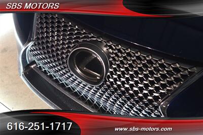 2018 Lexus LC 500   - Photo 5 - Grand Rapids, MI 49512