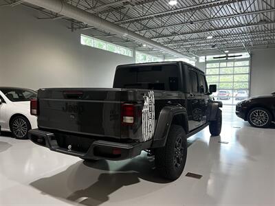 2022 Jeep Gladiator Willys   - Photo 8 - Grand Rapids, MI 49512