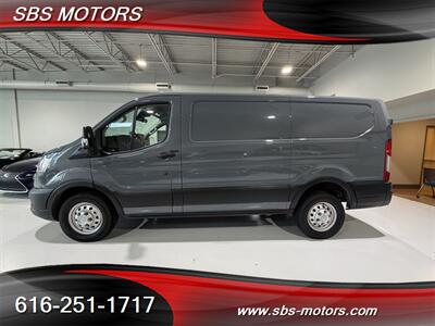 2022 Ford Transit 150 - Photo 4 - Grand Rapids, MI 49512
