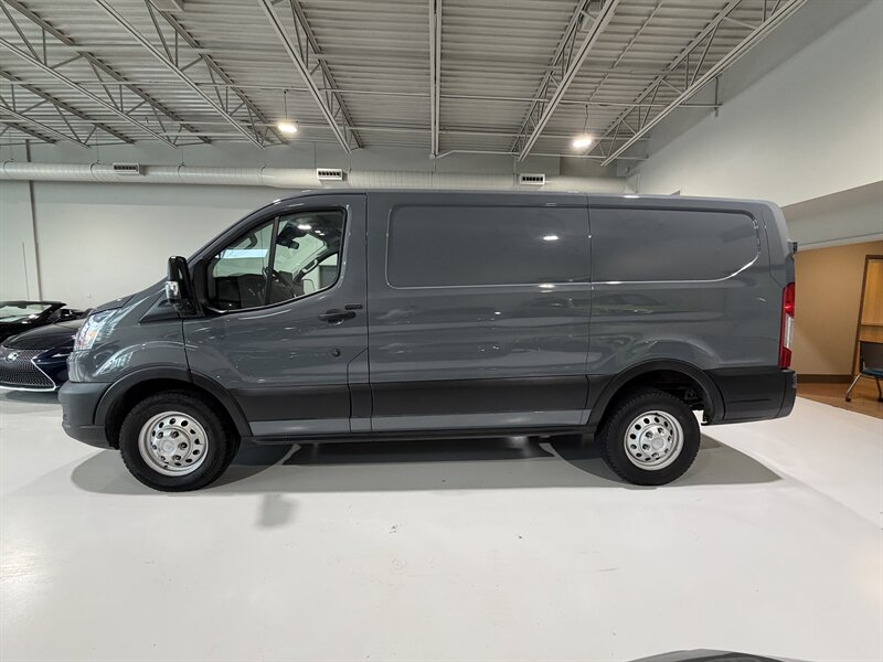 2022 Ford Transit 150 - Photo 4 - Grand Rapids, MI 49512