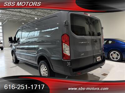 2022 Ford Transit 150 - Photo 12 - Grand Rapids, MI 49512