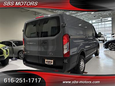 2022 Ford Transit 150 - Photo 17 - Grand Rapids, MI 49512