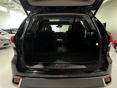 2018 Toyota Highlander Limited Platinum   - Photo 7 - Grand Rapids, MI 49512