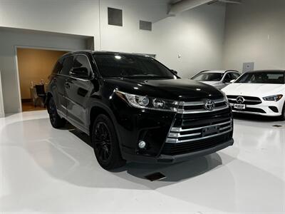 2018 Toyota Highlander Limited Platinum   - Photo 1 - Grand Rapids, MI 49512