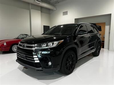2018 Toyota Highlander Limited Platinum   - Photo 3 - Grand Rapids, MI 49512
