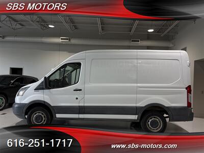 2015 Ford Transit 250 - Photo 4 - Grand Rapids, MI 49512
