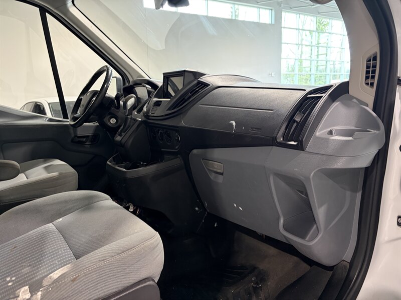 2015 Ford Transit 250 - Photo 16 - Grand Rapids, MI 49512