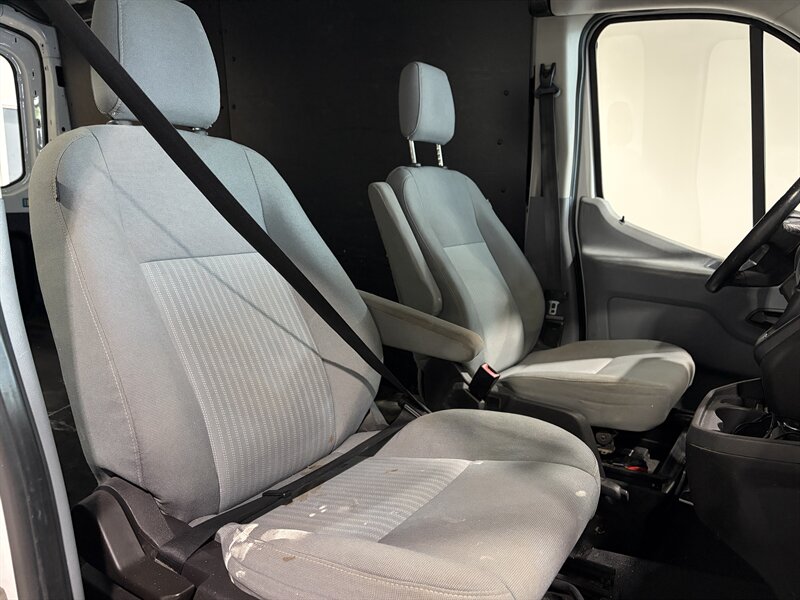 2015 Ford Transit 250 - Photo 15 - Grand Rapids, MI 49512