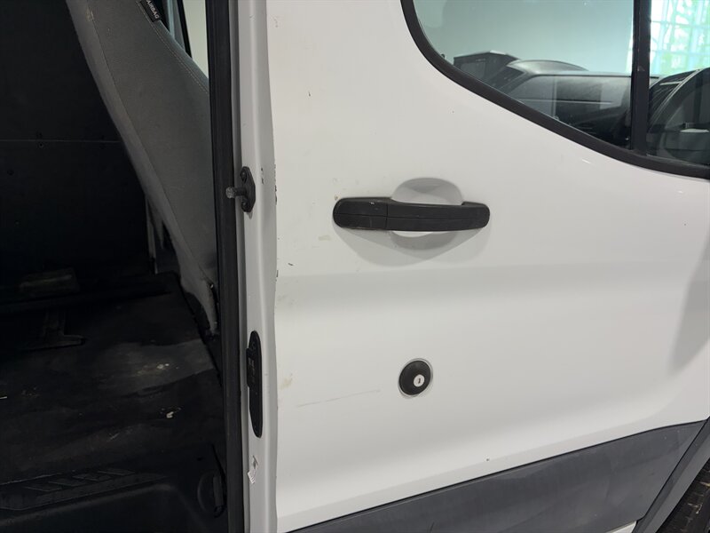 2015 Ford Transit 250 - Photo 14 - Grand Rapids, MI 49512