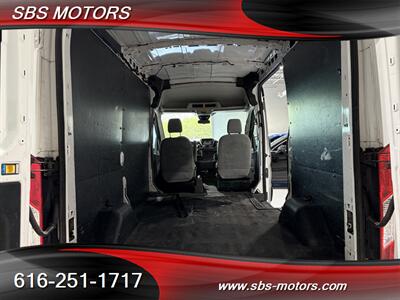 2015 Ford Transit 250 - Photo 10 - Grand Rapids, MI 49512