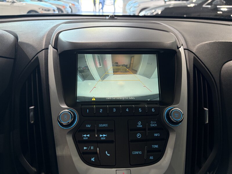 2016 Chevrolet Equinox LS - Photo 11 - Grand Rapids, MI 49512