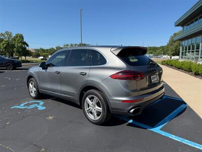 2016 Porsche Cayenne   - Photo 12 - Grand Rapids, MI 49512