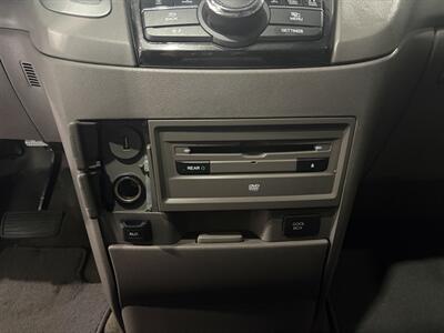 2017 Honda Odyssey Touring   - Photo 8 - Grand Rapids, MI 49512