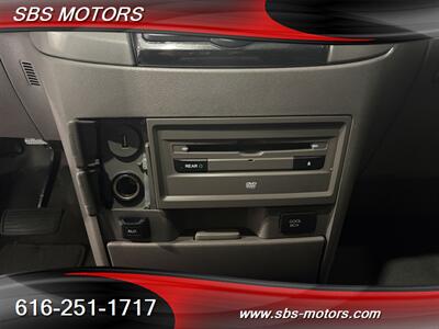 2017 Honda Odyssey Touring   - Photo 8 - Grand Rapids, MI 49512