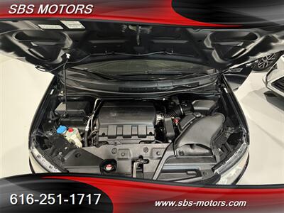 2017 Honda Odyssey Touring   - Photo 19 - Grand Rapids, MI 49512