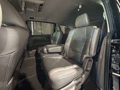2017 Honda Odyssey Touring   - Photo 9 - Grand Rapids, MI 49512