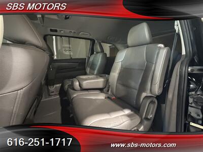 2017 Honda Odyssey Touring   - Photo 9 - Grand Rapids, MI 49512