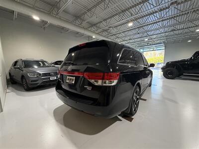 2017 Honda Odyssey Touring   - Photo 14 - Grand Rapids, MI 49512